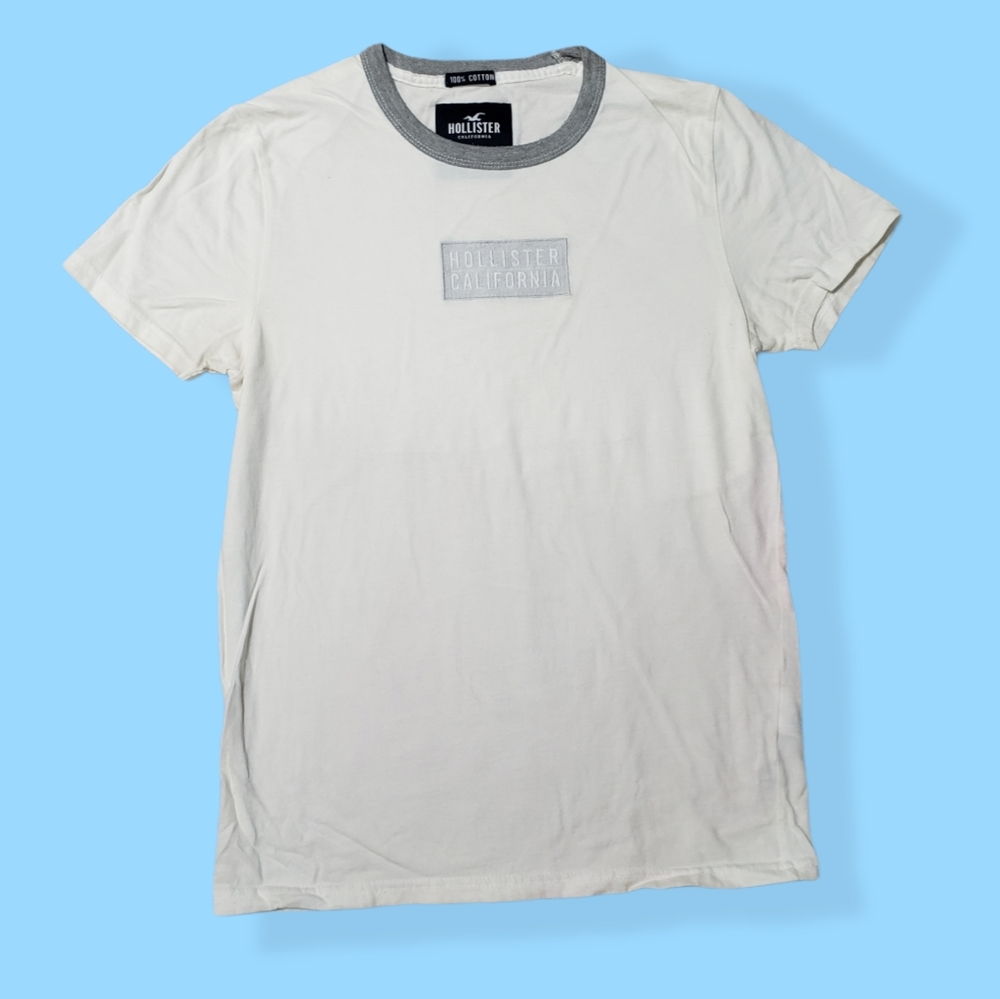 Hollister Tee. Size XS